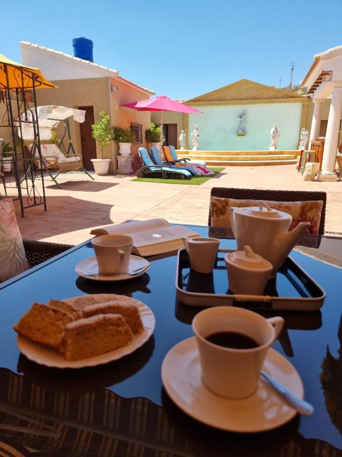 La Fuente Romana Campo-Nubes Екстериор снимка